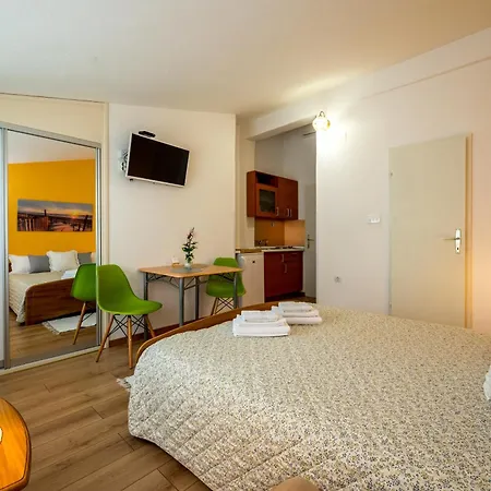 Apartments Marija Makarska Exterior photo
